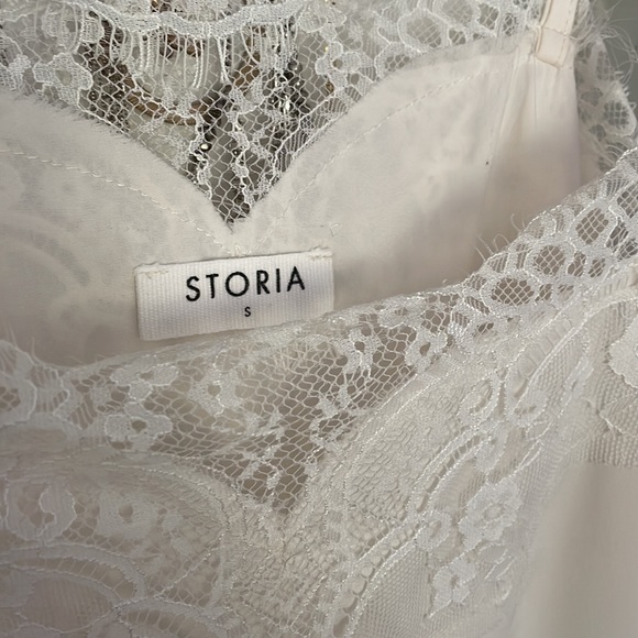 Vici lace camisole - Picture 2 of 4